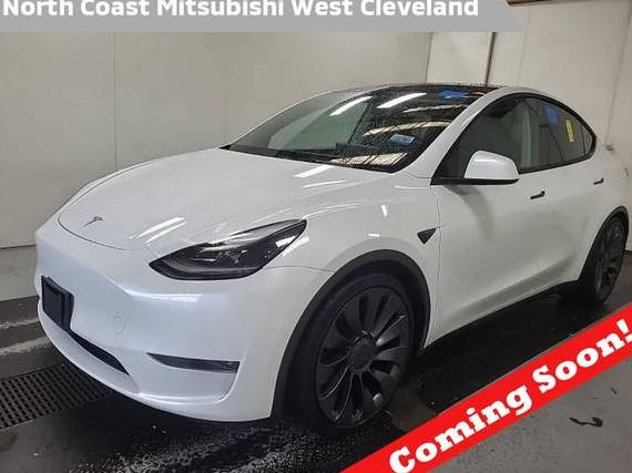 TESLA MODEL Y 2021 5YJYGDEFXMF194885 image
